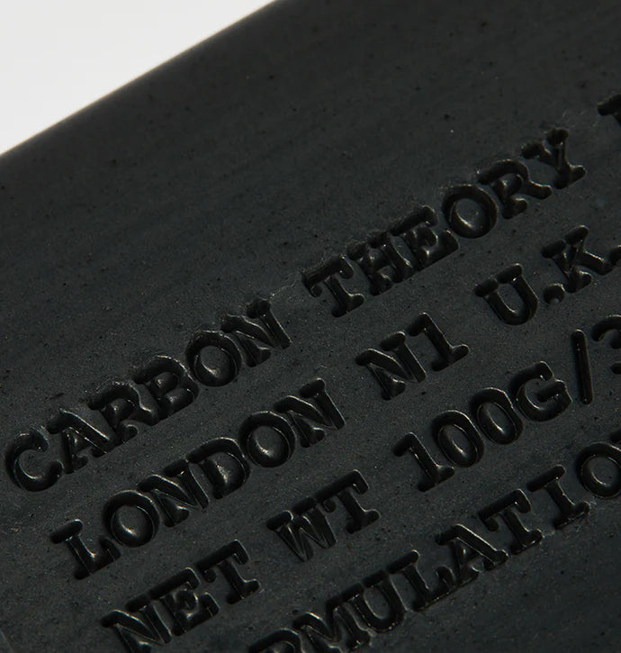 Jabón facial antiimperfecciones Carbon Theory con carbón vegetal y aceite de árbol de té – 100 g / 3,5 oz