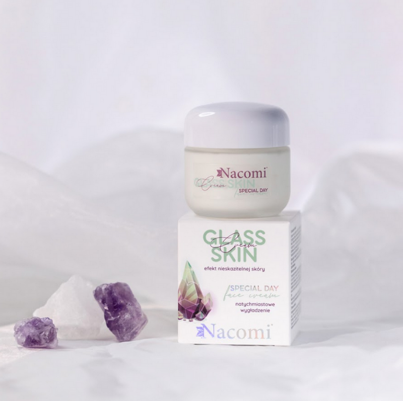 Crema viso Nacomi Glass Skin Special Day – trattamento idratante e levigante con effetto pelle di vetro per una luminosità naturale