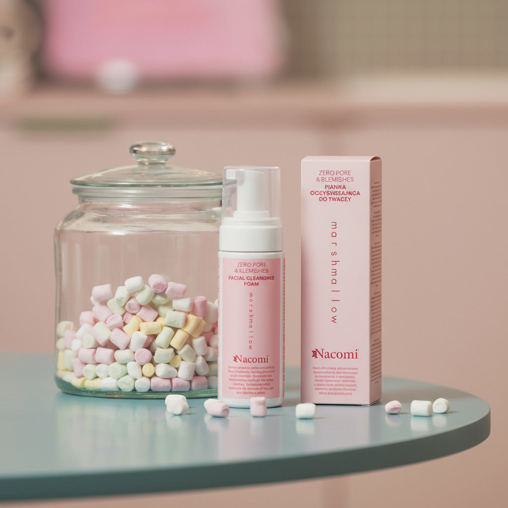 Schiuma detergente viso Nacomi Marshmallow Zero Pore & Blemishes – mousse lenitiva e purificante con estratto di marshmallow per pelli sensibili