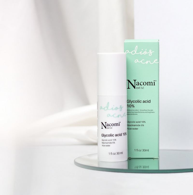 Tonico viso anti-imperfezioni Nacomi Acne Fighting con acido glicolico e niacinamide, purifica i pori e riequilibra la pelle mista o acneica