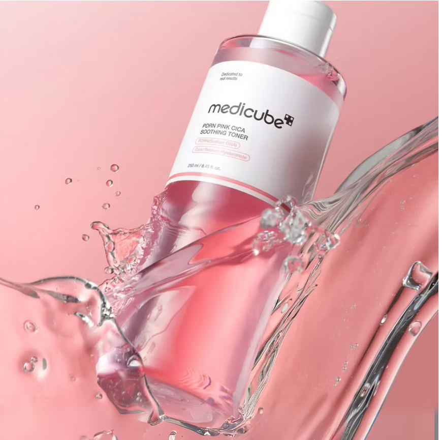 MEDICUBE Pink Cica Tónico Iluminador e Hidratante con PDRN 250 ml